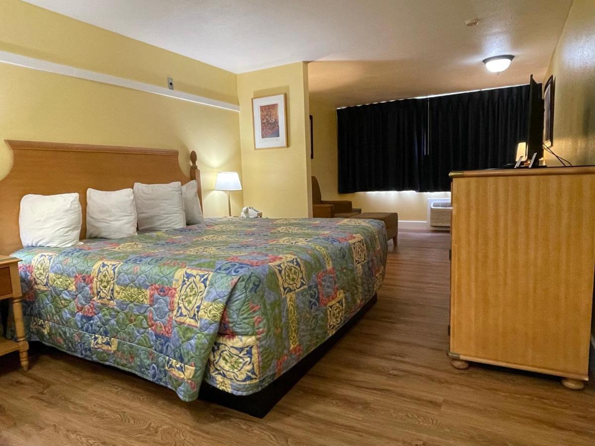 Marina Inn Des Moines / Seatac Bagian luar foto